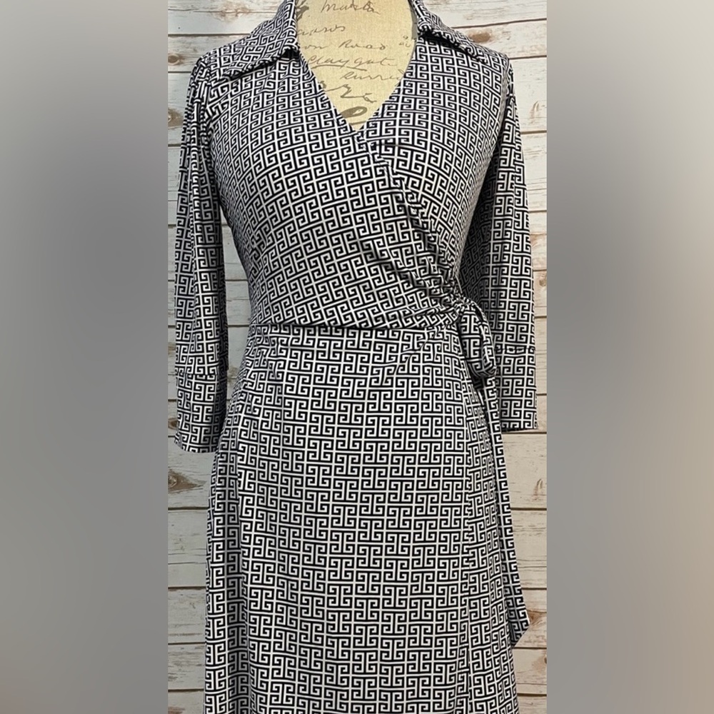 Laundry By Shelli Segal Geometric Navy and White Dress